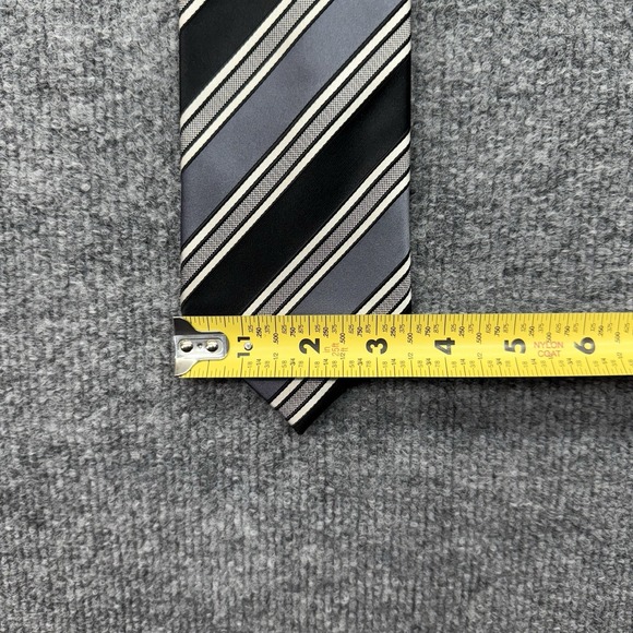Donald J. Trump Signature Gray‎ & Black Silk Tie–Classic Stripe Power - Picture 6 of 6